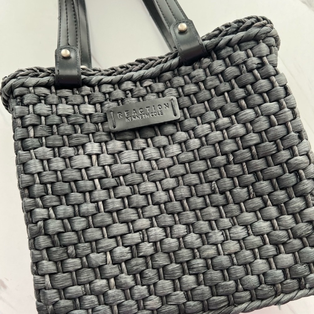 Kenneth Cole Reaction Straw Bag - Picture 2 of 7